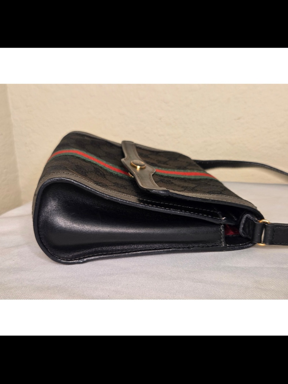 Gucci Black GG Canvas Shoulder Bag or Clutch with Green-Red Web Stripe - Picture 3 of 12